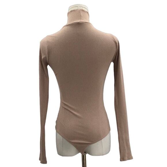 LULU'S S Beige Wilde Ribbed Fitted Long Sleeve Mock Neck Bodysuit NEW B47 *flaw - Picture 4 of 12